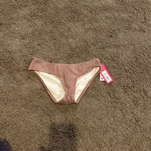 Nwt target tan snakeskin bottoms size xs